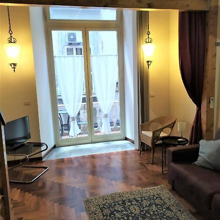 Il Castello Apartment 那不勒斯 外观 照片